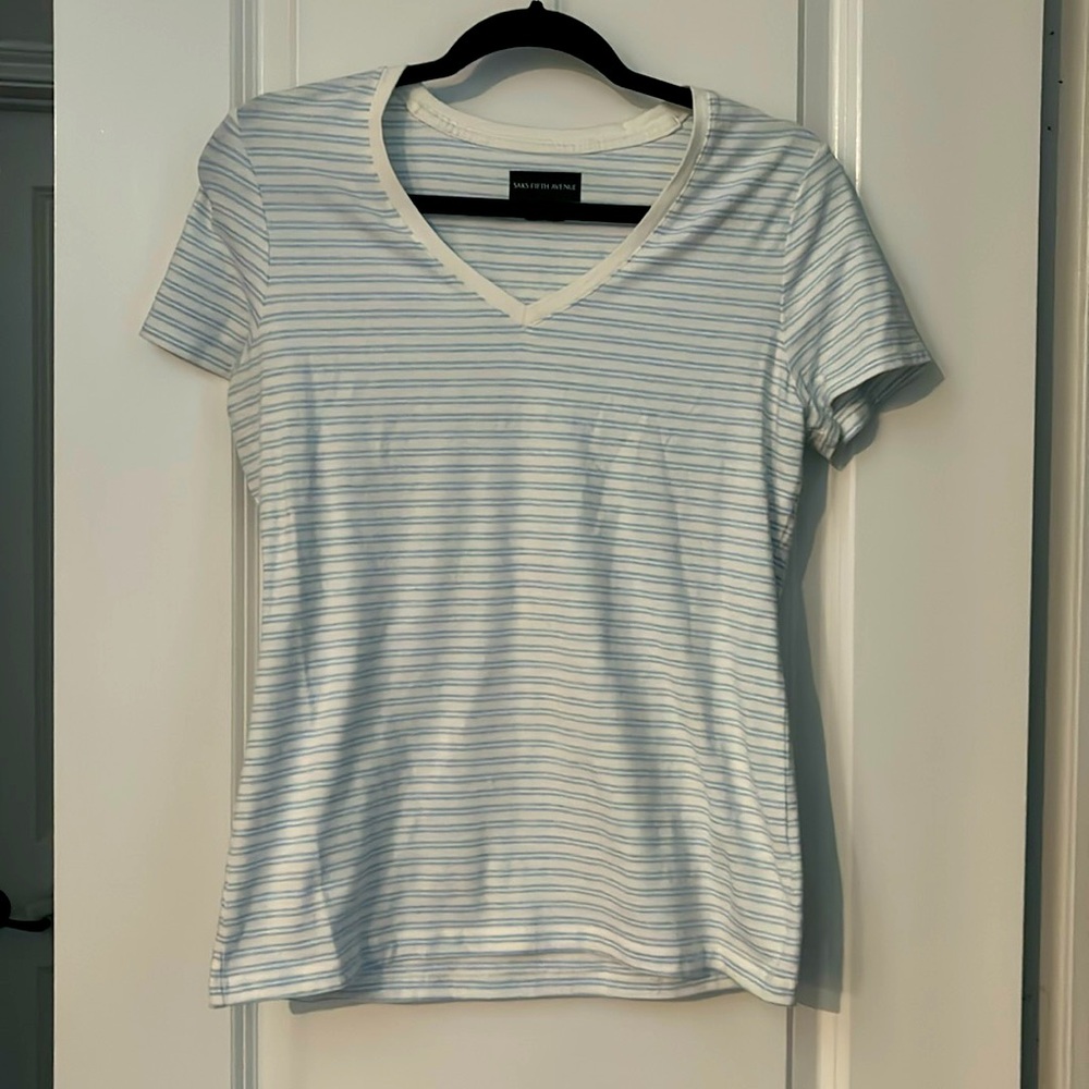 Saks Fifth Avenue Tshirt, super soft
